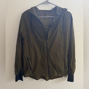 REI lightweight windbreaker jacket